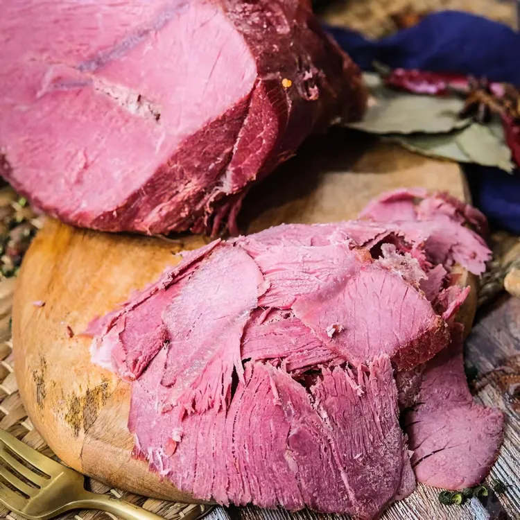 【福利爆款】周伍清真五香牛肉黄牛肉500克*2二斤装 低温打包