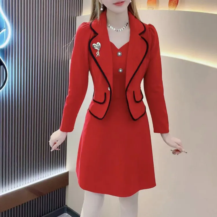 假两件连衣裙女2025秋季新款时尚韩版小个子气质显瘦拼接减龄裙子