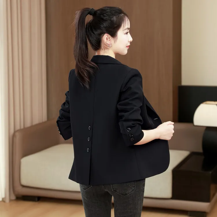 西装外套女短款小个子春秋季2025新款设计感时尚百搭休闲西服上衣