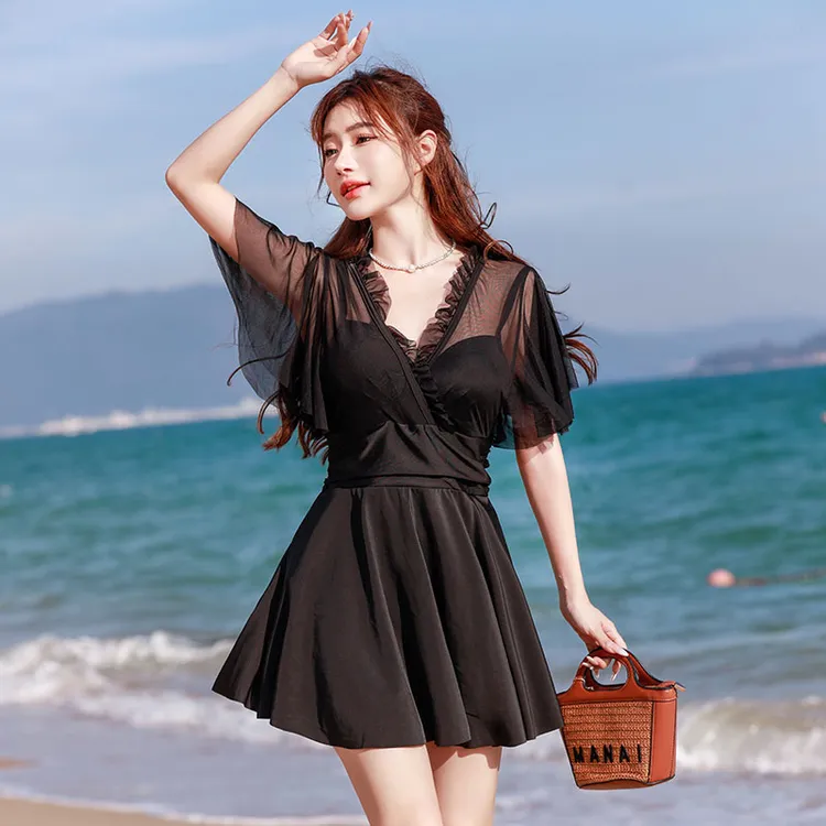 新款大码泳衣女连体平角显瘦游泳蕾丝裙式时尚大码泳衣温泉游泳衣