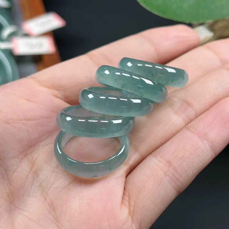 天然翡翠A货 翡翠指环戒圈蓝水戒指 多样性发其一