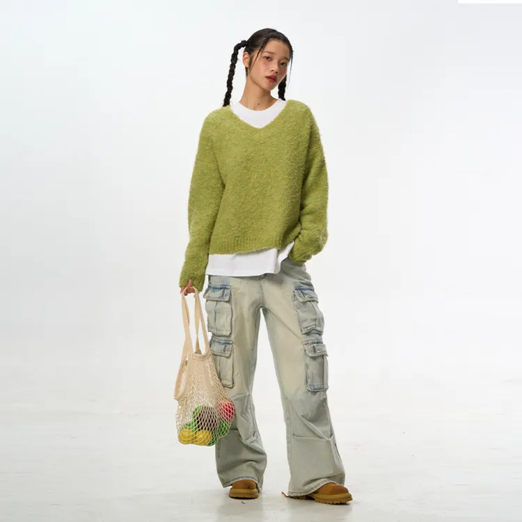 SENDAWAY 24AW羊毛混纺宽松慵懒v领花纱毛衣秋冬女绿色软糯针织衫