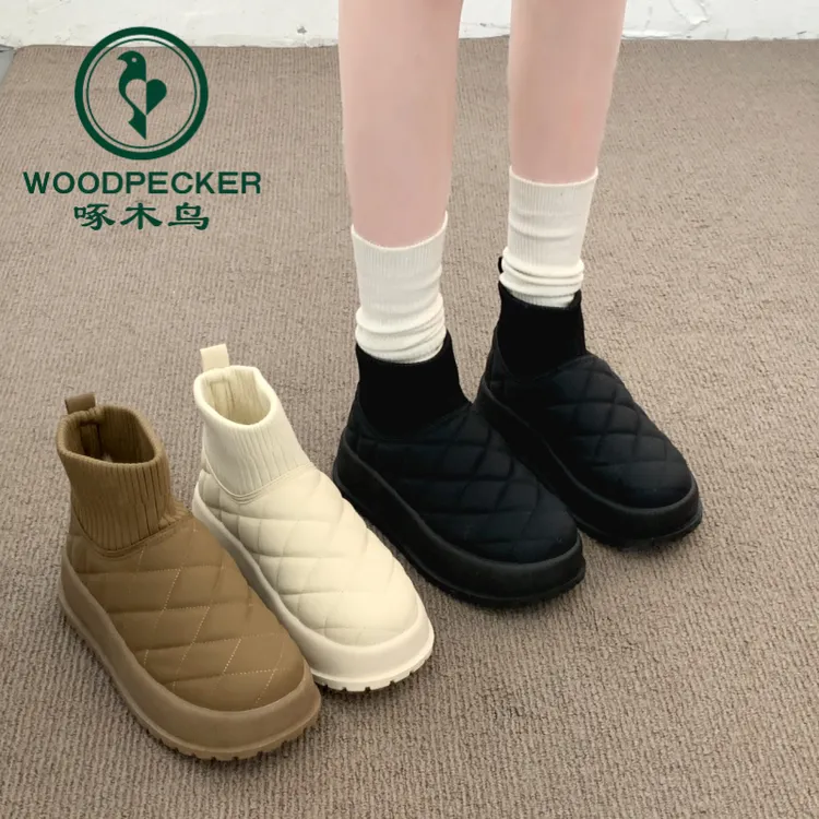 啄木鸟厚底雪地靴女冬季棉鞋2025新款加绒时尚短筒防水防滑面包鞋