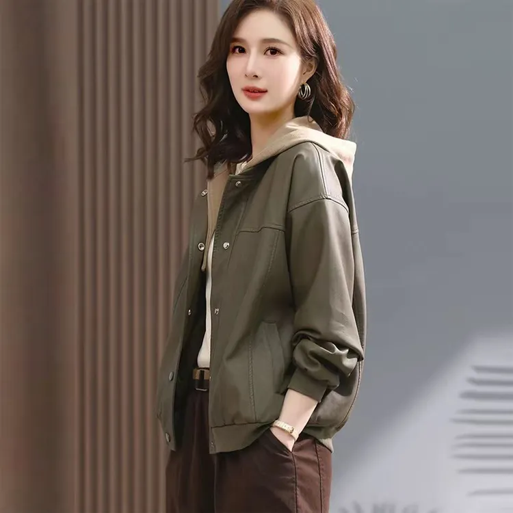 皮衣外套女士2025新款春秋冬休闲连帽上衣高级感妈妈洋气机车夹克