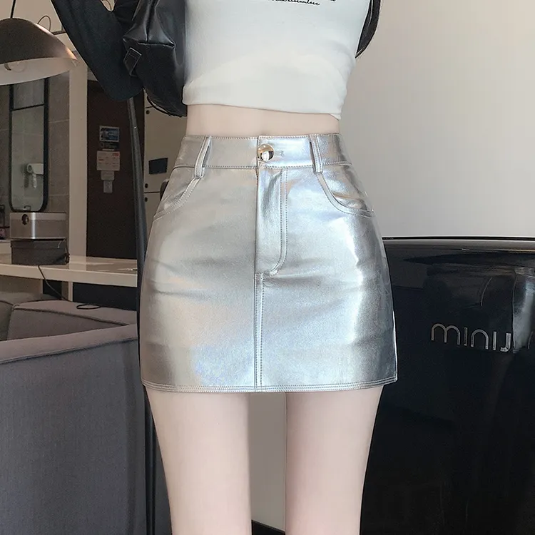 法式高级感纯色pu皮半身裙女秋季防走光裙裤辣妹百搭a字包臀短裙