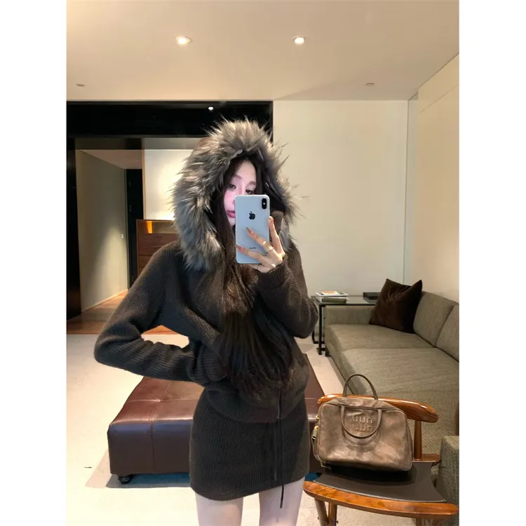 时尚复古气质辣妹毛领连帽外套半身裙两件套套装#22603