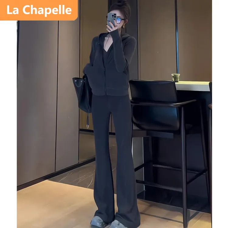 拉夏贝尔韩版简约休闲套装女秋冬季高级感连帽卫衣修身微喇长裤套