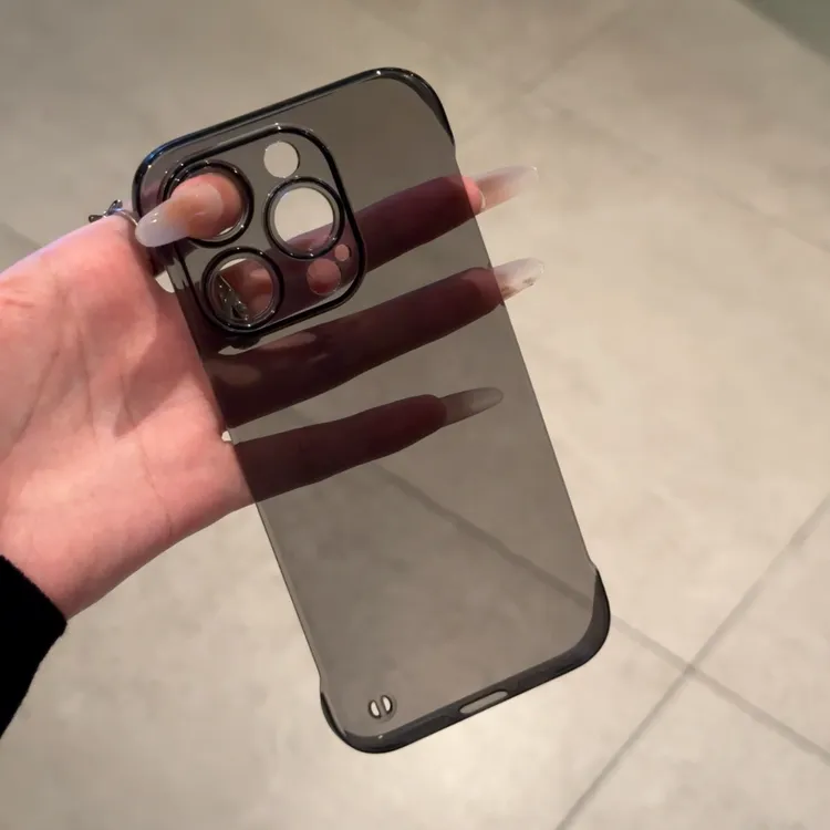 欧克里里简约PC硬壳适用苹果15透黑手机壳iphone13/14无边框11/12