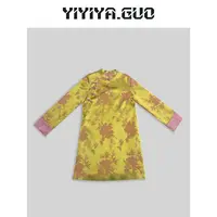 yiyiya.Guo艺艺吖/绿色提花斜襟三粒扣蝴蝶图案连衣裙2023196