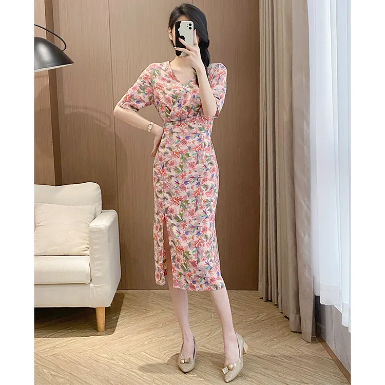 阔太太洋气高级感上档次女装夏天裙子女人味连衣裙显瘦开叉长裙