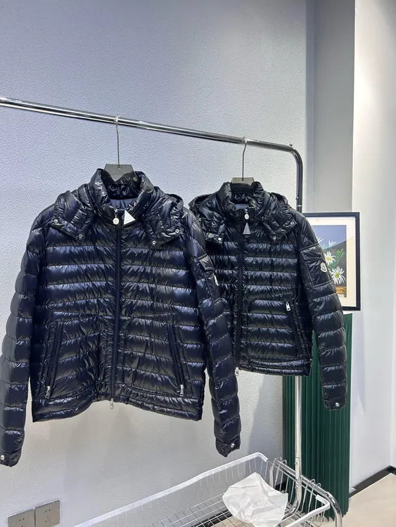 全新未使用Moncler Lauros 男薄款连帽羽绒服 1A00020 1A00094
