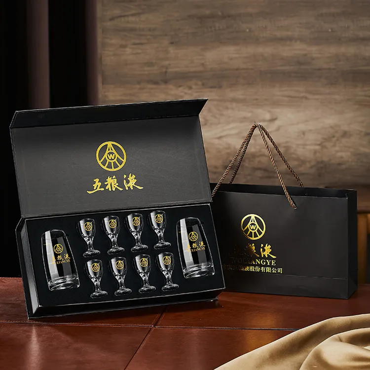 高档手提礼盒中式白酒杯酒具家用酒杯玻璃杯分酒壶小酒杯分酒器