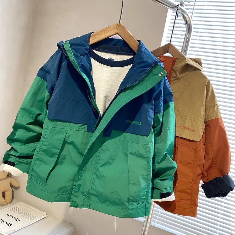 童装男童户外外套2025春秋装新款儿童连帽防风休闲拼接外套韩版