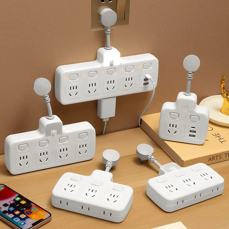 铜芯多功能usb插座小夜灯插排转换器插头家用宿舍一转三防雷插板