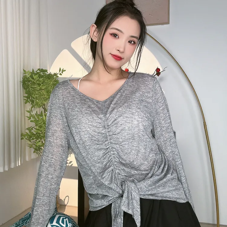 网红同款防晒衣女夏季新款宽松休闲百搭T恤长袖小衫冰丝v领