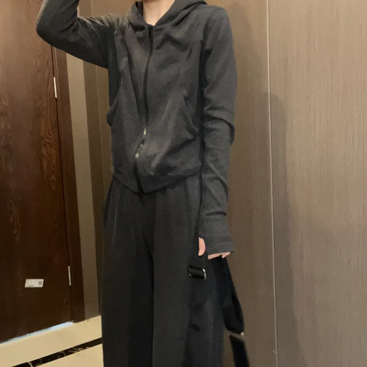 330218春秋休闲百搭套装韩版连帽长袖两件套外出新款外套