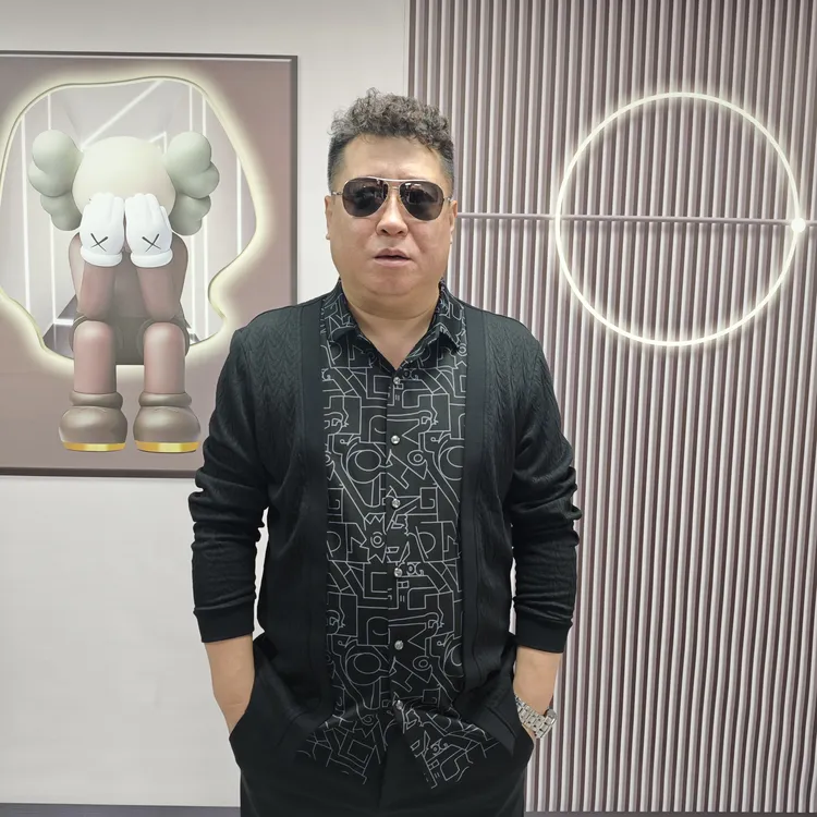 时尚大码轻奢商务休闲秋季拼接假两件长袖T恤大码男装200-300斤DJ