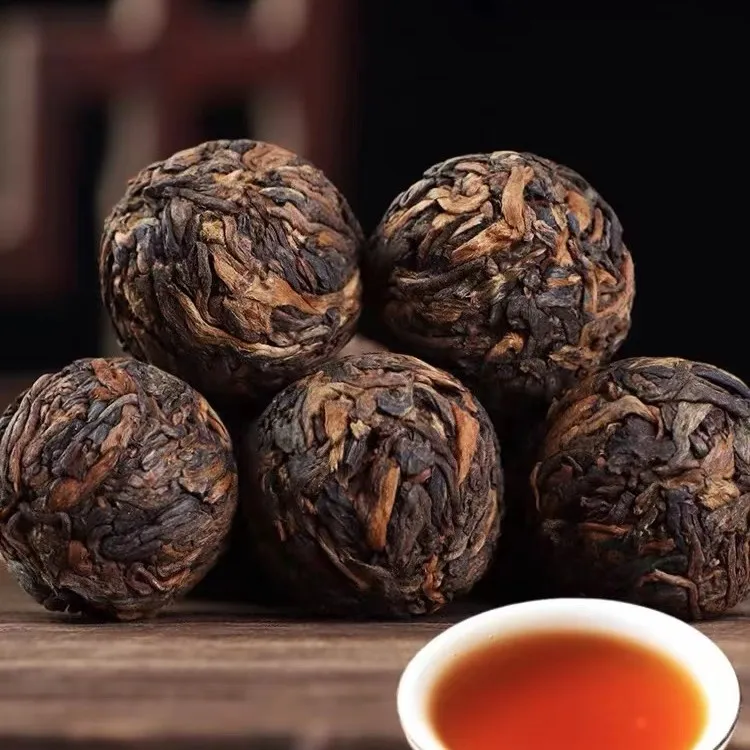 2016年冰岛古树金芽熟普【龙珠】普洱茶熟茶 8g