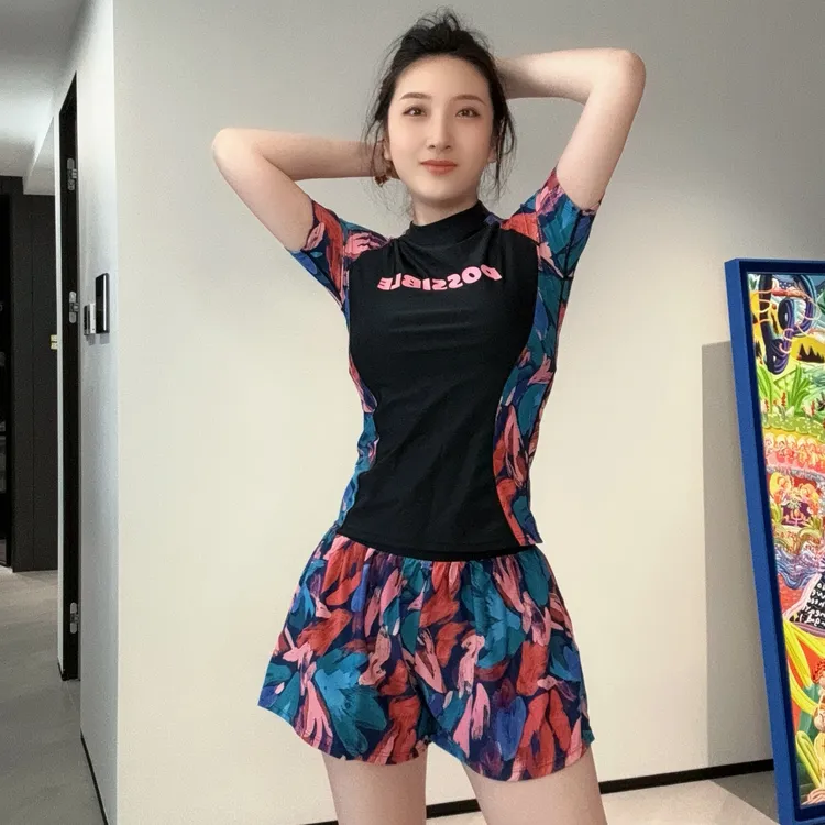 大码泳衣女士分体保守胖200斤遮肚显瘦温泉短袖短裙防晒泳装Q106