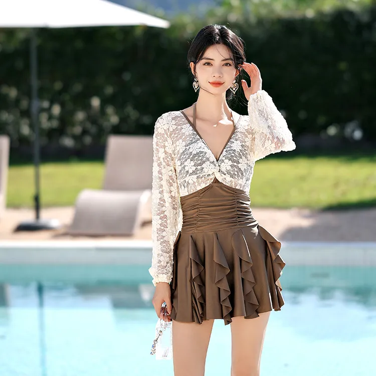 【汐歌儿】新款长袖防晒温泉度假连体裙式保守钢托遮肚显瘦女士泳衣