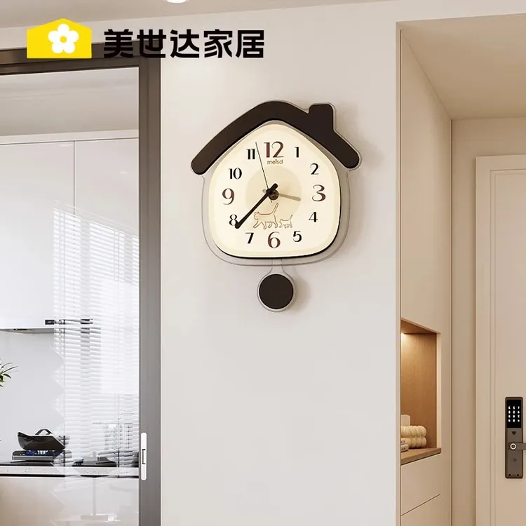 美世达钟表客厅家用挂钟奶油风小房子表挂墙餐桌表挂墙上网红款