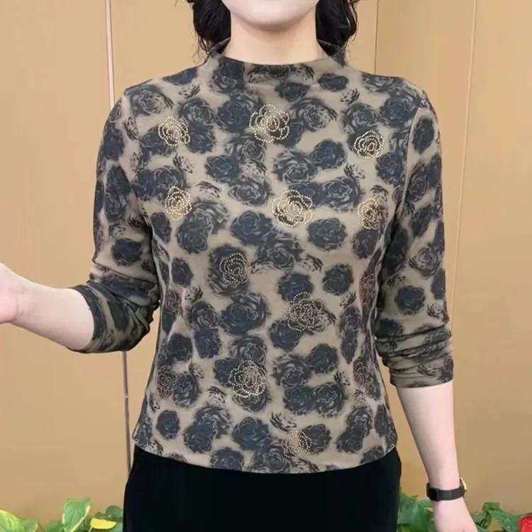 新款时尚洋气半高领玫瑰花印花小衫长袖德绒保暖打底衫T恤妈妈装