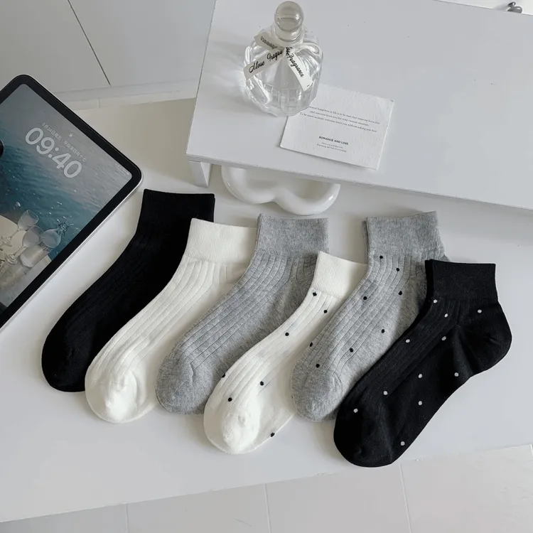 波点袜子女短袜春秋薄款纯色棉袜透气无骨袜春秋女士灰色短筒女袜