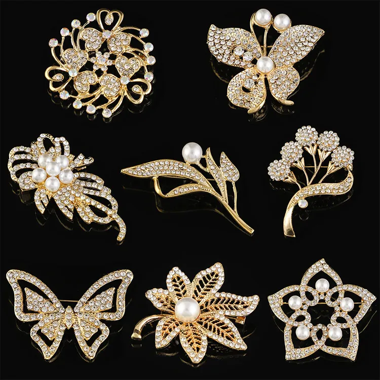 锌合金仿珍珠胸针 高档水钻胸针百搭胸花精致时尚服装配饰别针