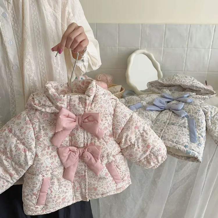 2025新款儿童加绒防寒棉服冬季洋气宝宝碎花冬款蝴蝶结连帽外套