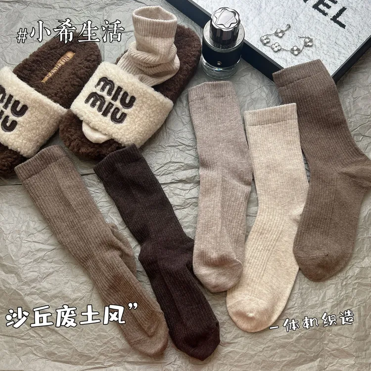 燕麦色无骨袜女士网红堆堆秋冬潮流韩版复古高档百搭简约纯色袜子