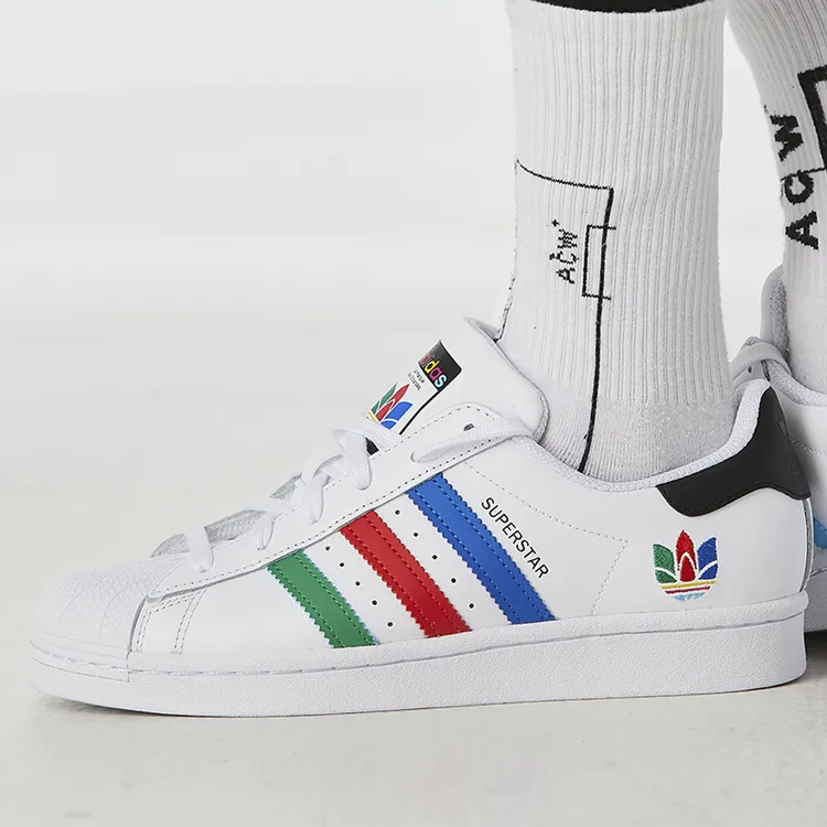 Adidas阿迪达斯三叶草男女鞋 Superstar贝壳头经典休闲板鞋FW5236