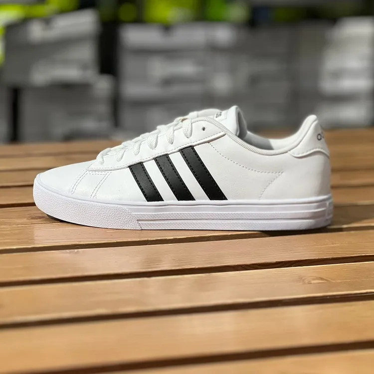 Adidas阿迪达斯DAILY 2.0 男子低帮防滑耐磨运动休闲板鞋 DB0160