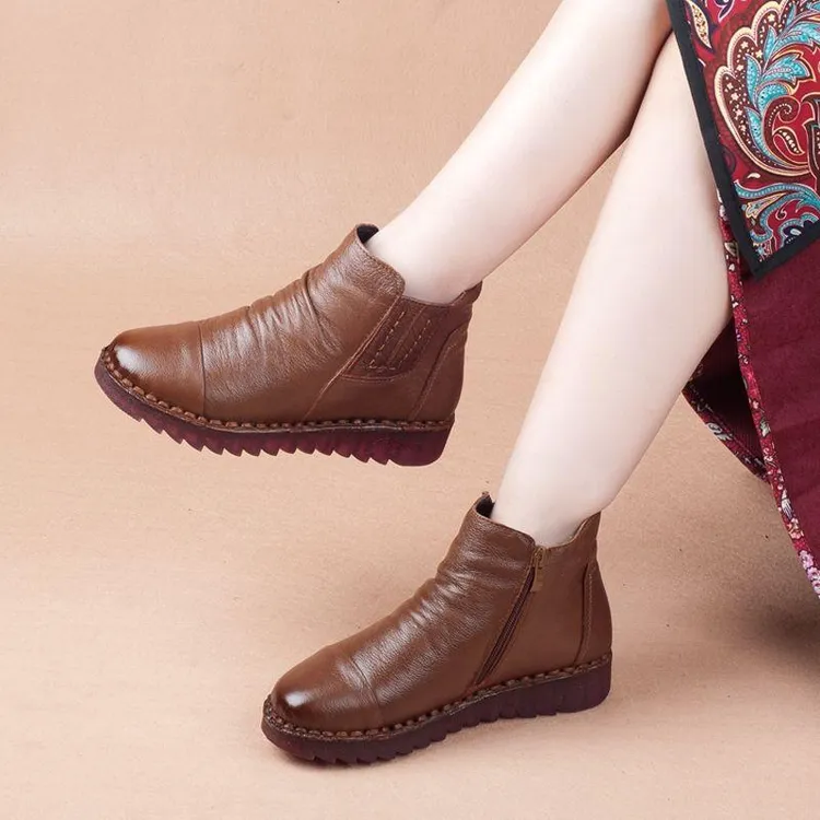 头层牛皮复古休闲加绒女短靴手工缝制真皮中老年妈妈防滑棉皮鞋