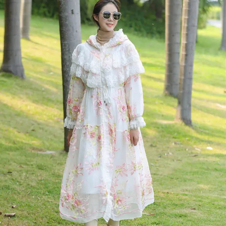 拜占庭的森林桑蚕丝棉服女连帽收腰显瘦高级感别致刺绣花棉衣棉袄