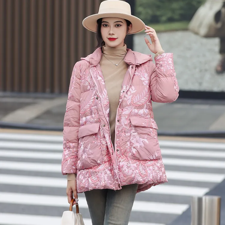 拜占庭的森林白鸭绒羽绒服女高档轻奢刺绣轻薄保暖百搭中长款外套