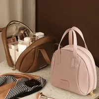 网红ins风化妆包女手提大容量用品高颜值收纳袋便携式