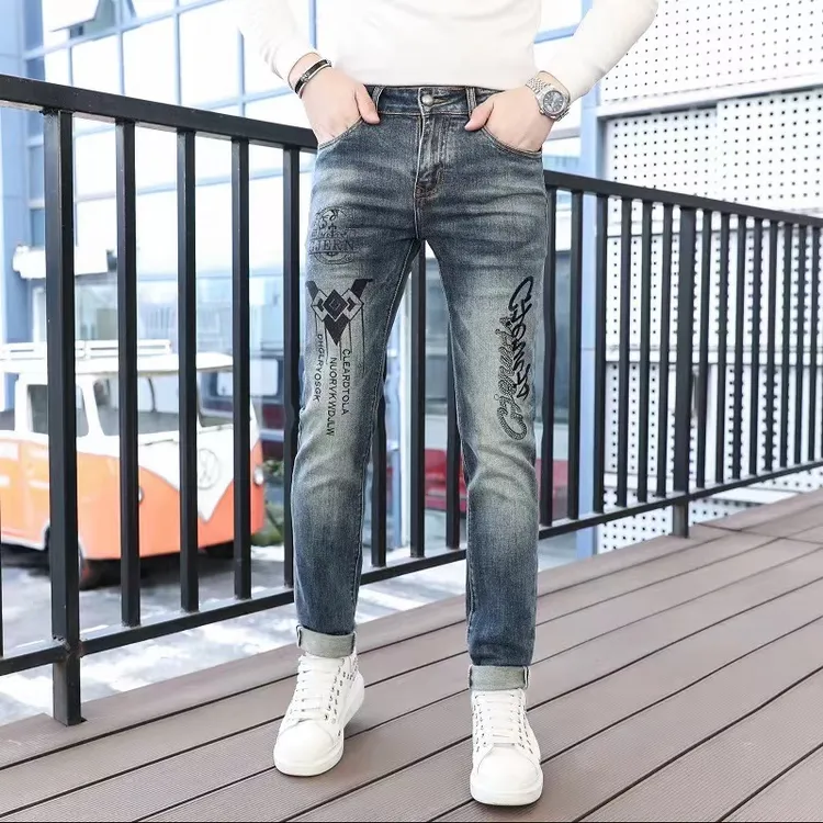 2023年春秋高端轻奢定制欧货男士修身小直筒牛仔裤