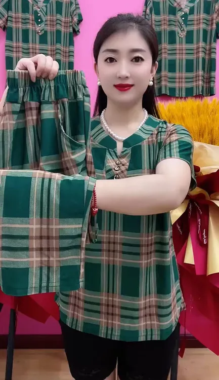 夏季新款剪刀领大格子休闲时尚显瘦洋气百搭女士减龄宽松短袖套装