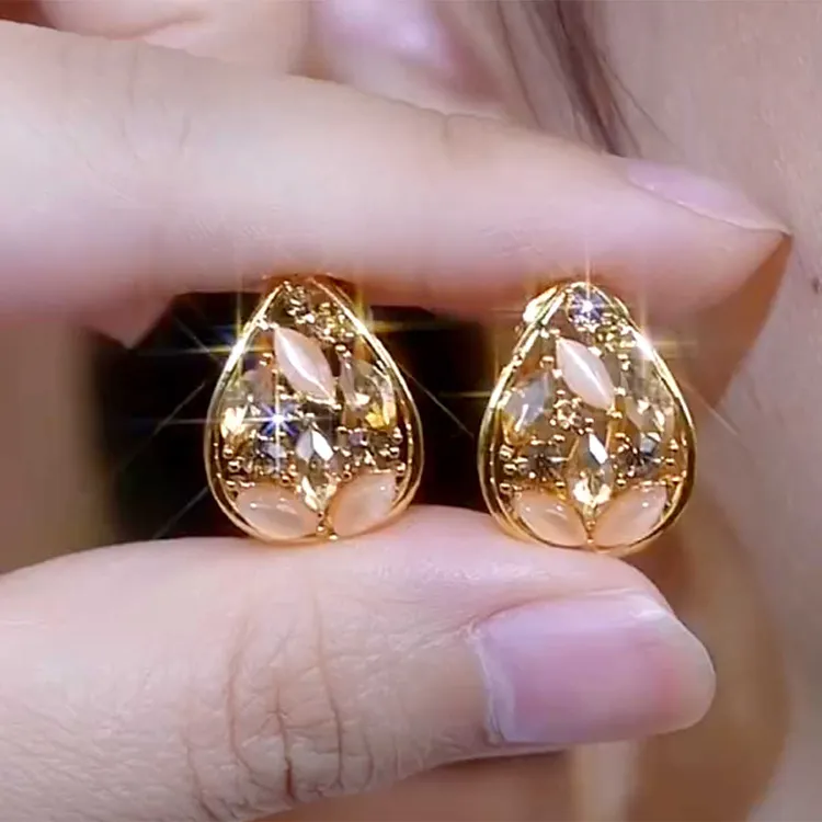 合金耳饰 新款香槟色气质耳钉时尚百搭简约精致耳饰优雅镶嵌耳环