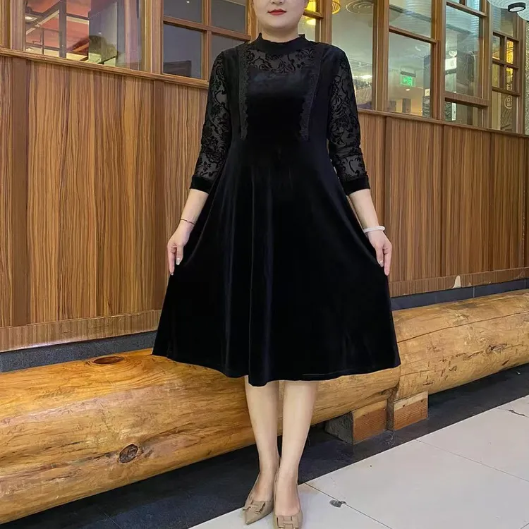2024秋冬金丝绒蕾丝花边领妈妈装打底中长款连衣裙长袖
