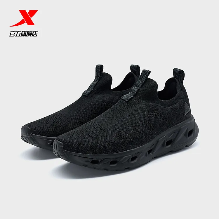 特步溯溪女鞋百搭情侣网面透气休闲鞋运动鞋户外鞋子976218170008