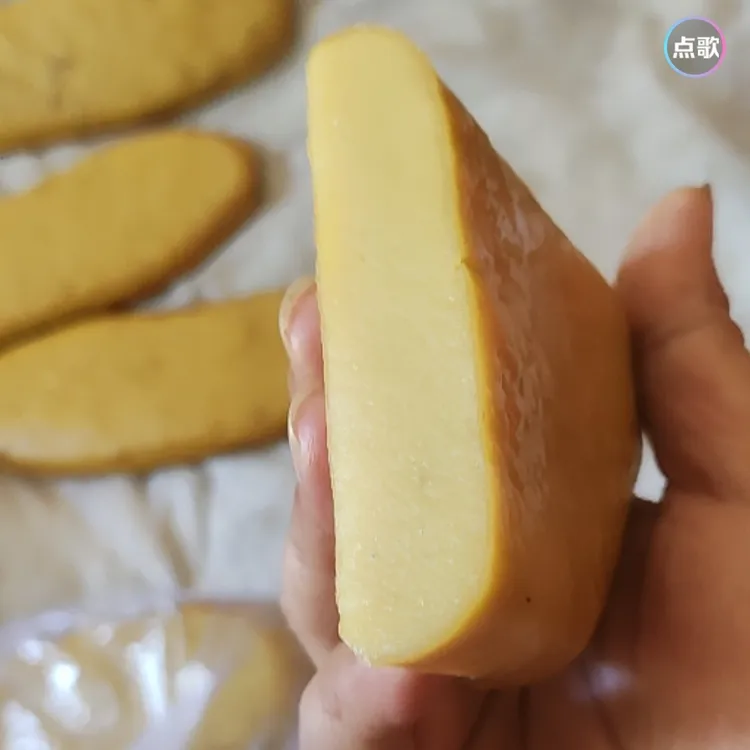 《顺丰明日达》黄荆灰水米果以前客家人过年过节才有的品尝