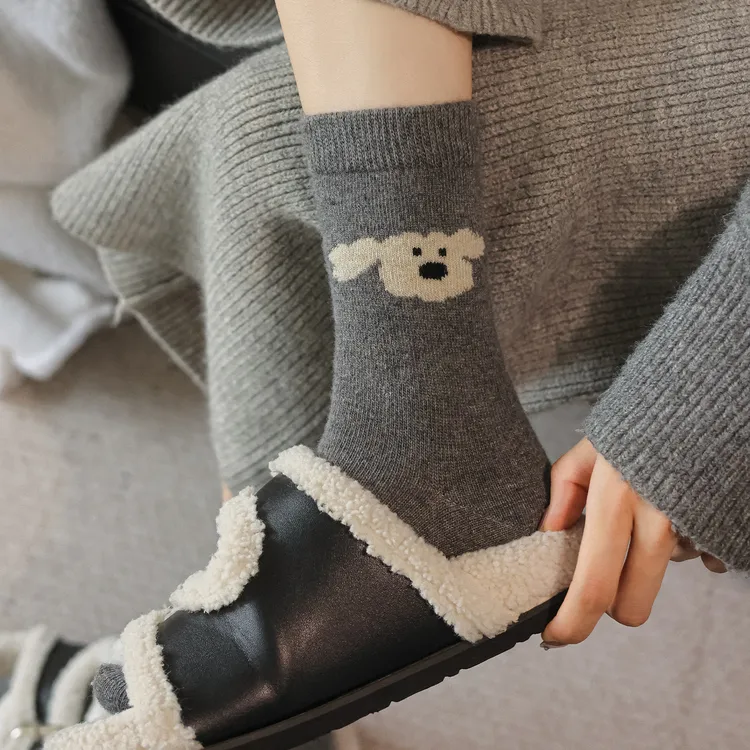 杭臻羊毛袜子女秋冬季中筒袜加厚保暖爆款2025新款小狗冬天长筒袜