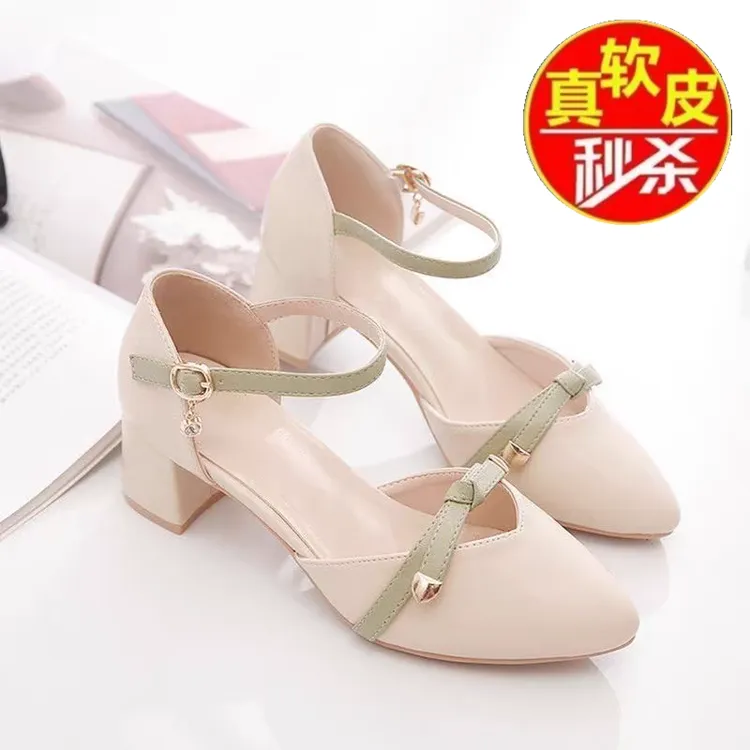 品牌断码真皮凉鞋女2025新款百搭粗跟一字扣小清新包头镂空单鞋女