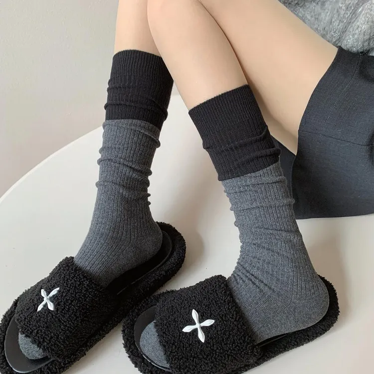 春秋美拉德咖色袜子女四季弹力棉堆堆袜灰色中筒袜黑色小腿袜女款