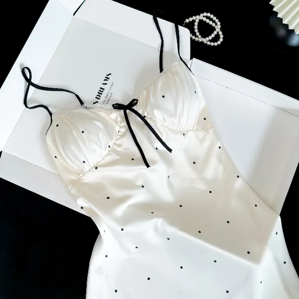 新款冰丝睡裙带胸垫可外出吊带性感爆款夏季私房薄款私房纯欲睡衣