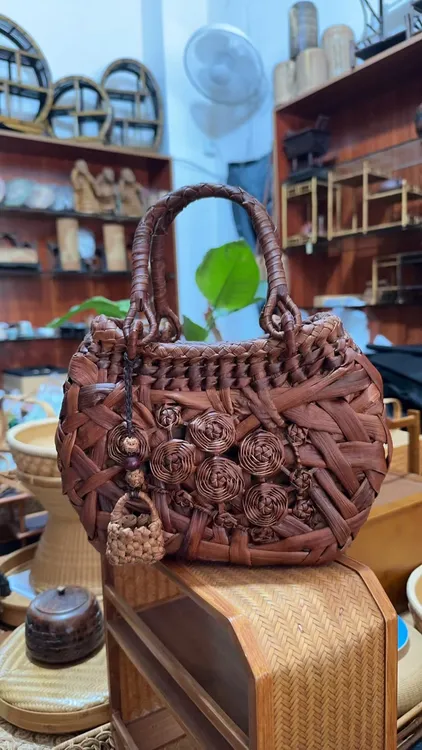 阅竹堂非遗葡萄藤月牙中小号双面玫瑰花藤编包包蘑菇包