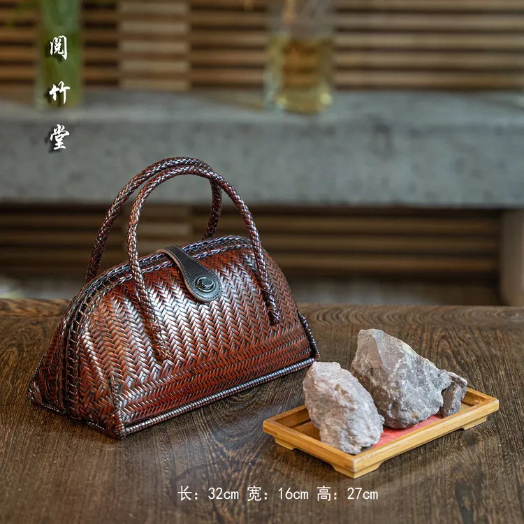竹编仿古女士半月型竹包，手工制作（送丝巾，流苏）