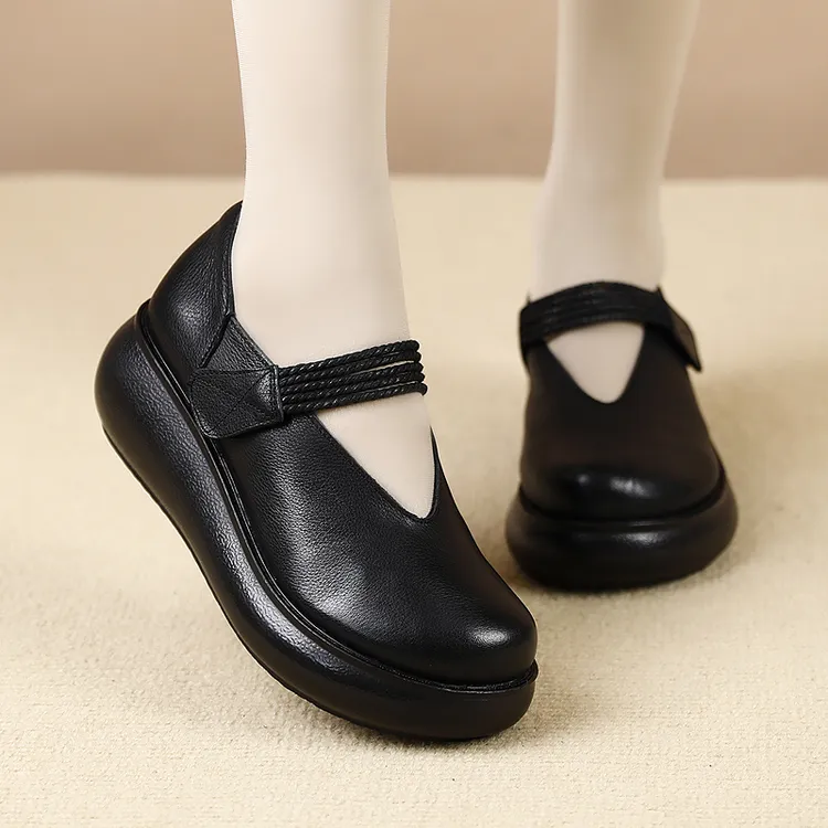 71556春秋新款民族风真皮女鞋舒适软底坡跟圆头皮鞋复古休闲单鞋