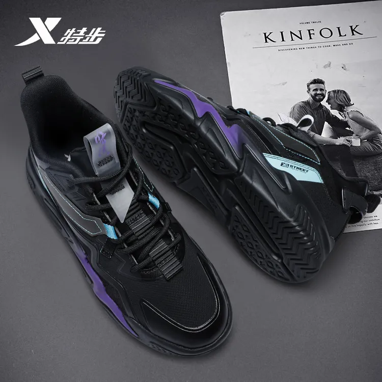 特步男鞋官方正品皮面防水2025春秋款潮流鞋子黑色男式运动鞋男款